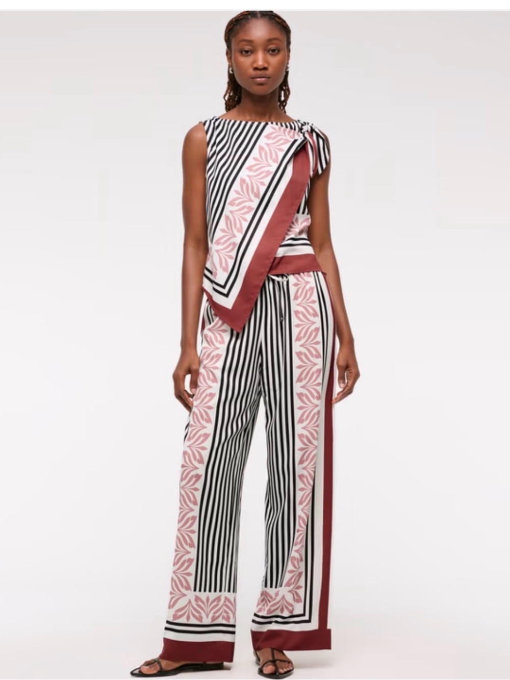 Abercrombie & Fitch Black, White & Coral Striped Floral Set SZ MEDIUM
